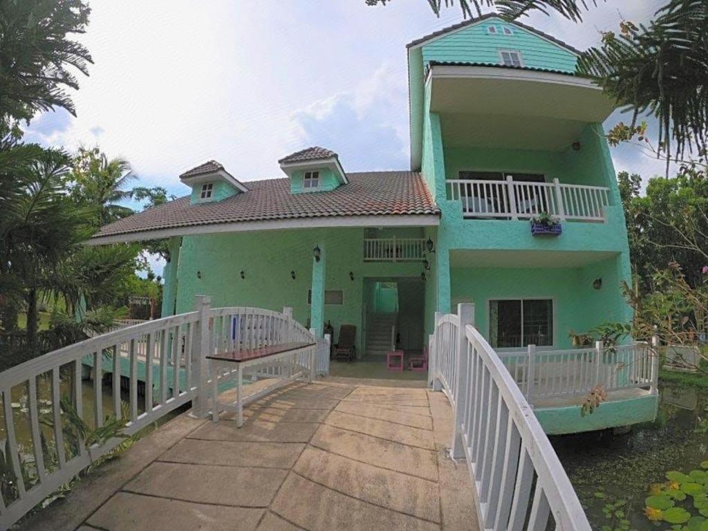 Charisma Resort Suan Phueng Exterior foto