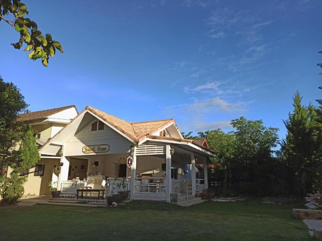 Charisma Resort Suan Phueng Exterior foto