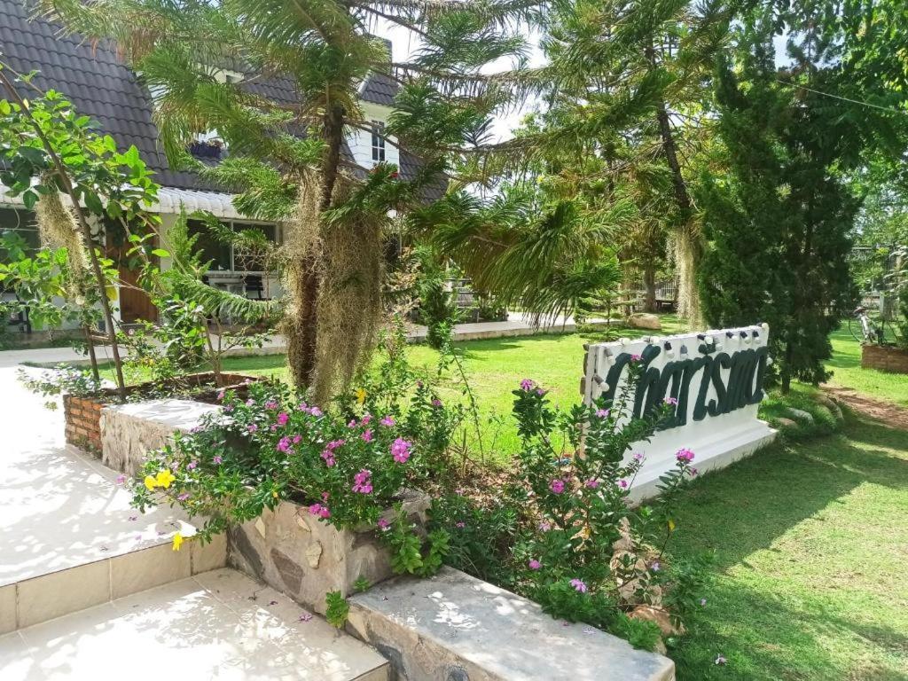 Charisma Resort Suan Phueng Exterior foto