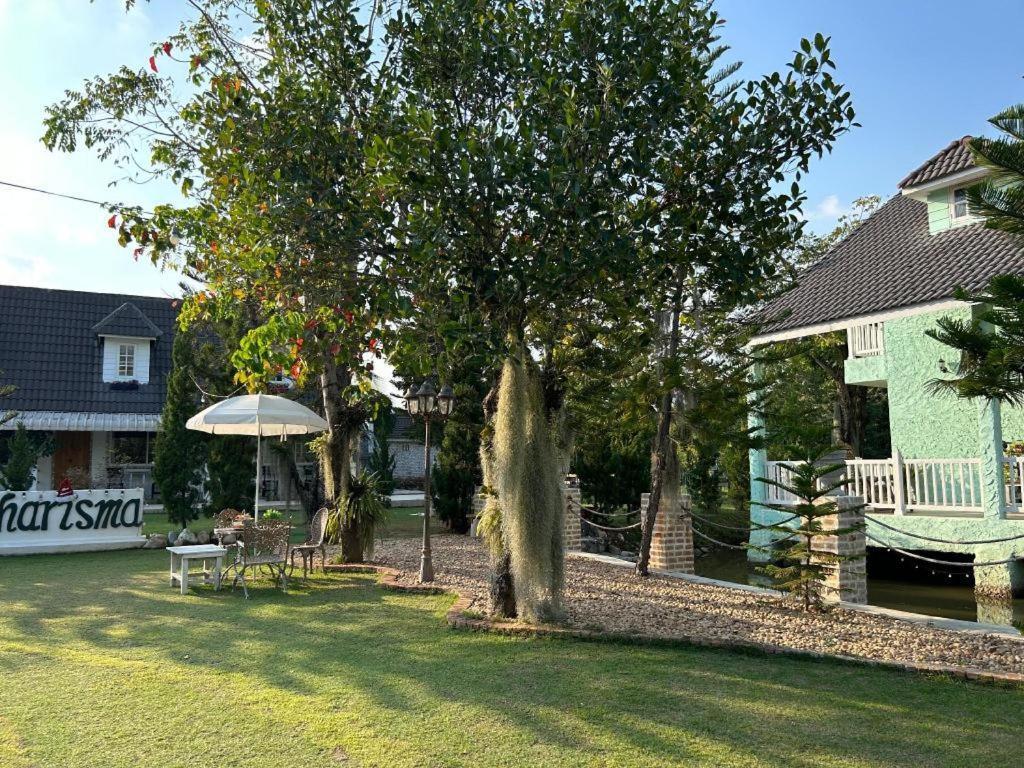 Charisma Resort Suan Phueng Exterior foto